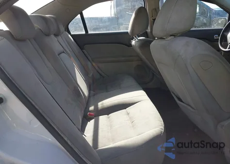 2010 Ford Fusion Se z USA, uszkodzony, nr VIN 3FAHP0HA7AR208993